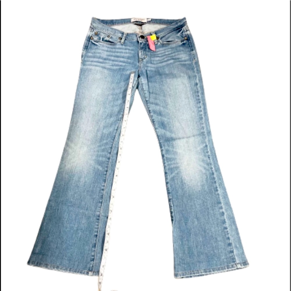 Abercrombie & Fitch Low Rise Bootcut Jean Pants
